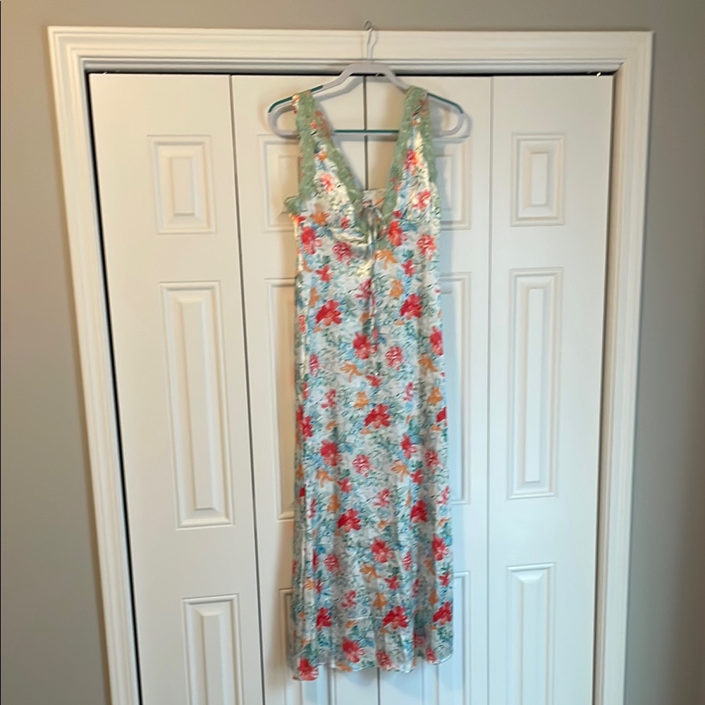 Floral Maxi Dress with Lace Trim